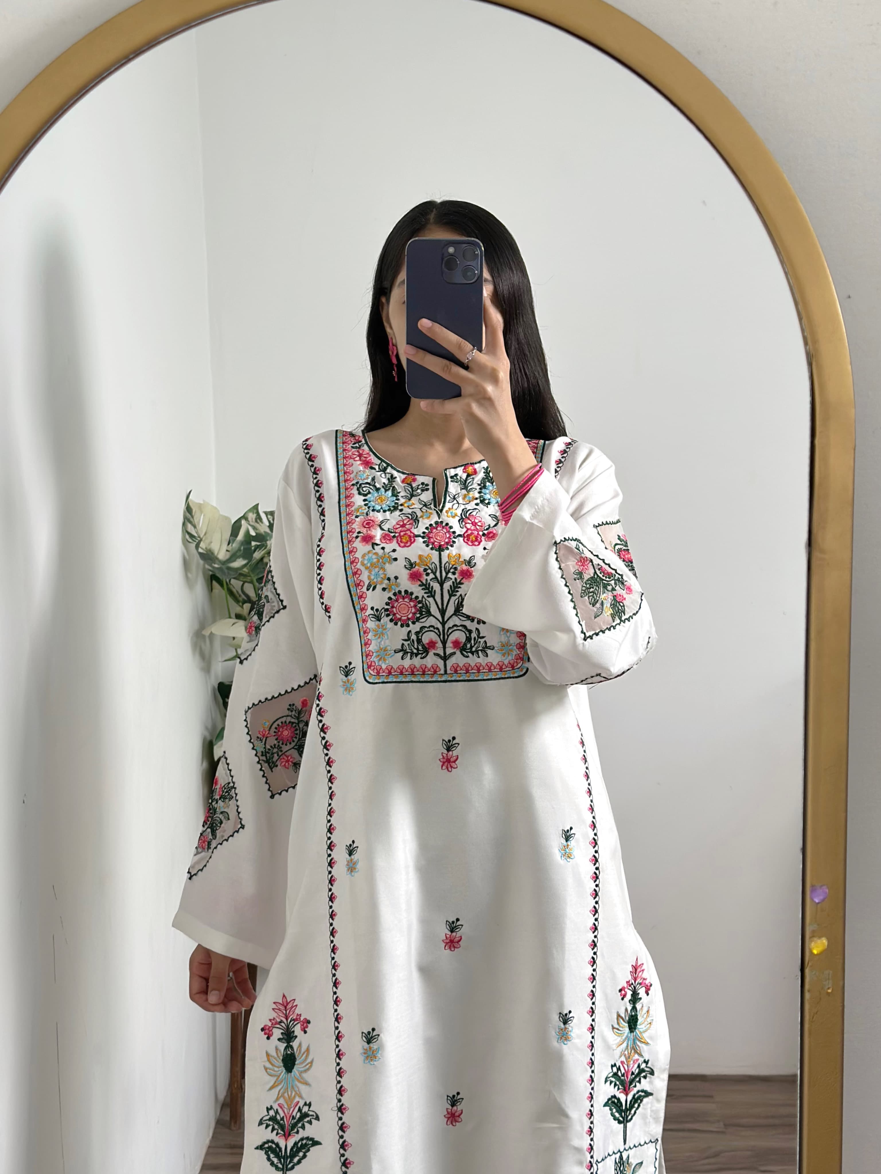 VIOLET LAWN EMB 2PC