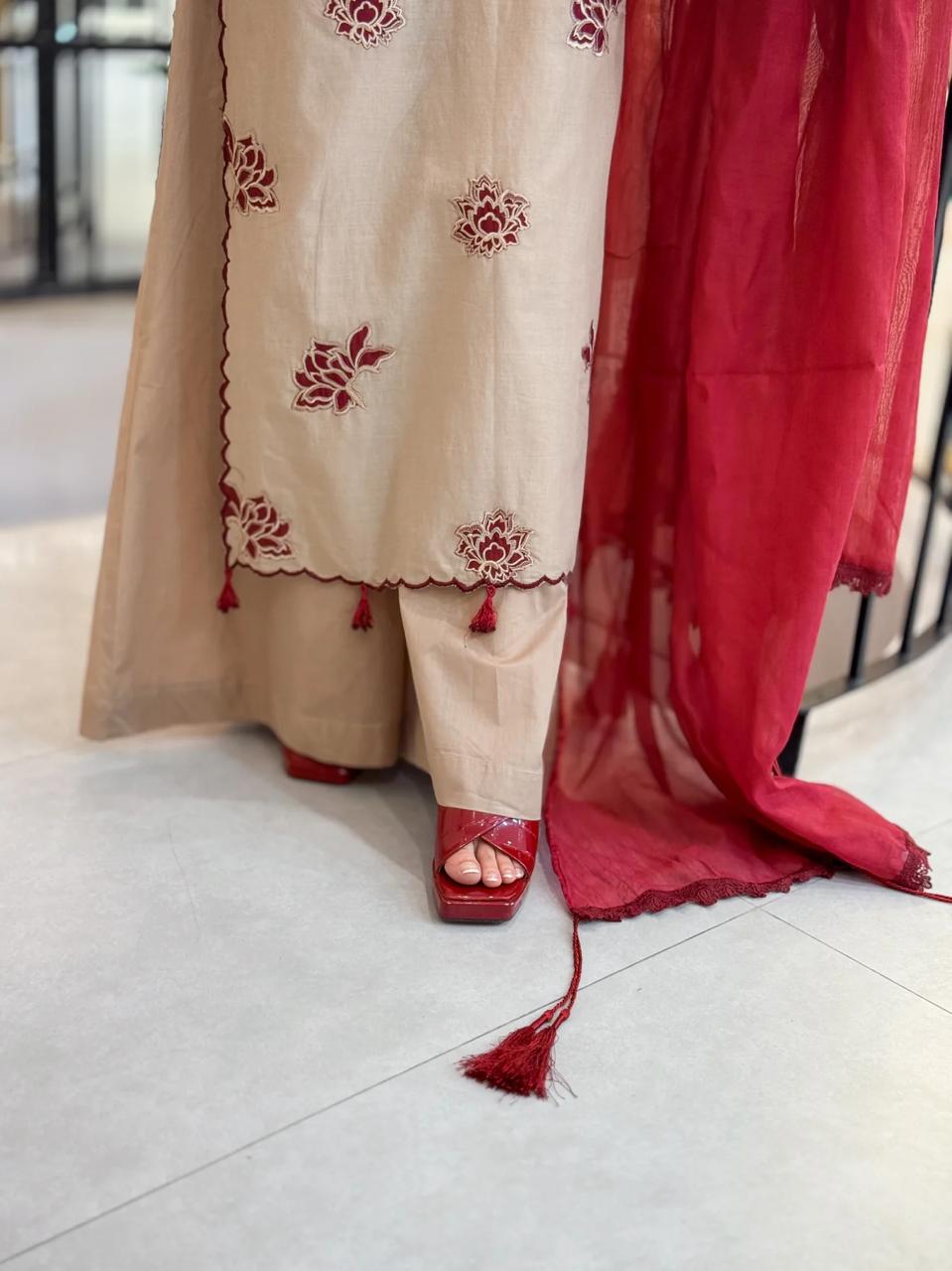 NEELAM 3PC