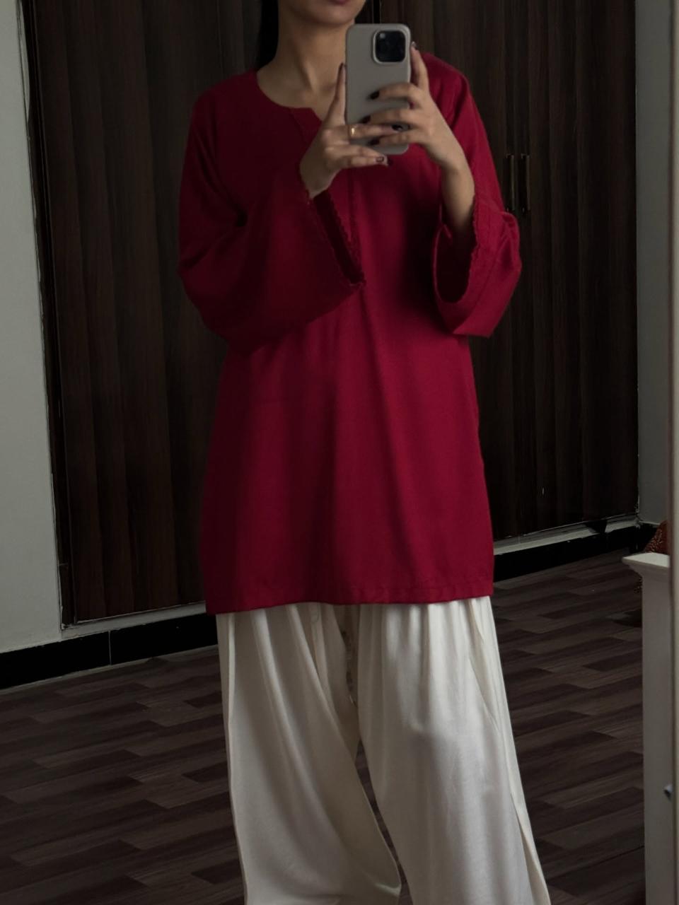 MEHROON / WHITE SET ( FARSHI SHALWAR )
