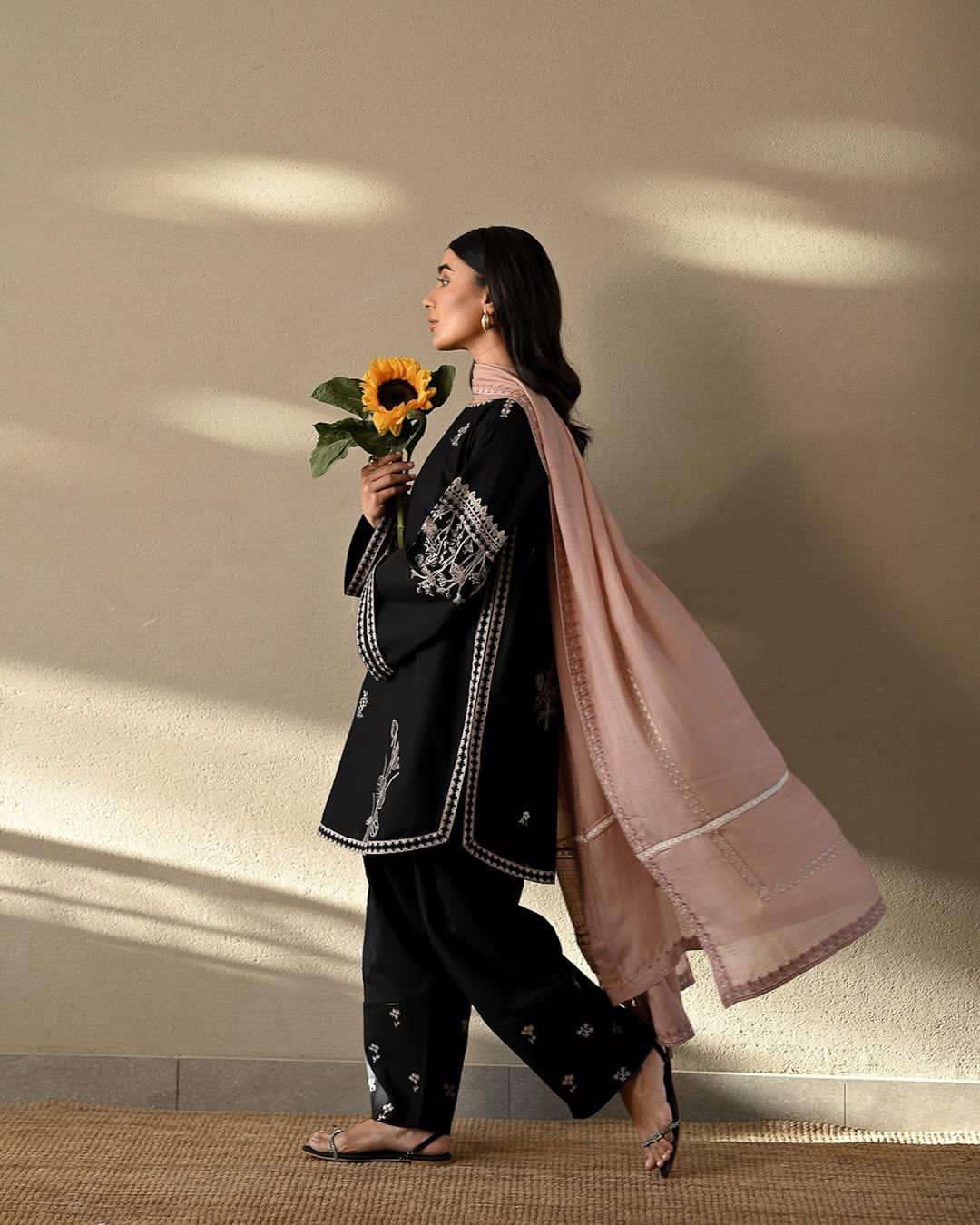 ZAIB LUXURY  CO-ORD SET WITH PLAZO